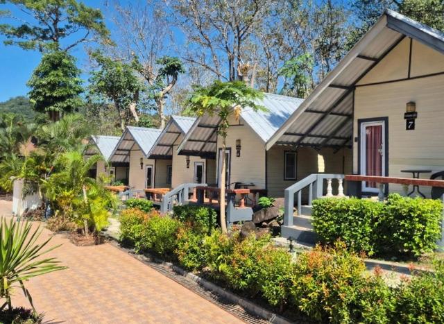Chang Life Resort