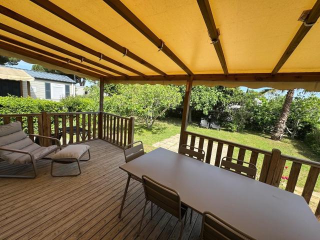 Grand Bungalow 313, 6 personnes, Camping Siblu le Lac des Rêves