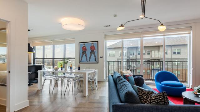 The Double Shot: Dual-Suite Bachelor Retreat by AvantStay