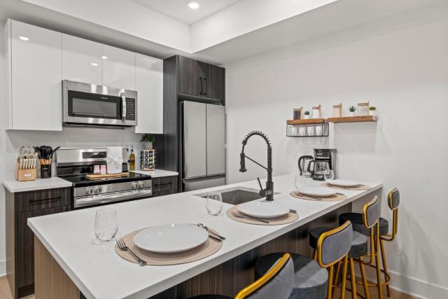 Stylish 1BR Apartment Near Center City & University City