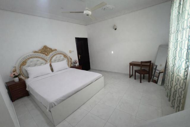Amour Hostel