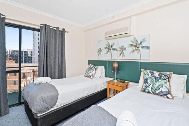 46 Hay St Hideaway Central 2BRparking