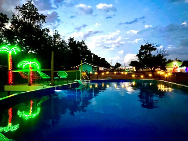 Starlite Vintage Resort