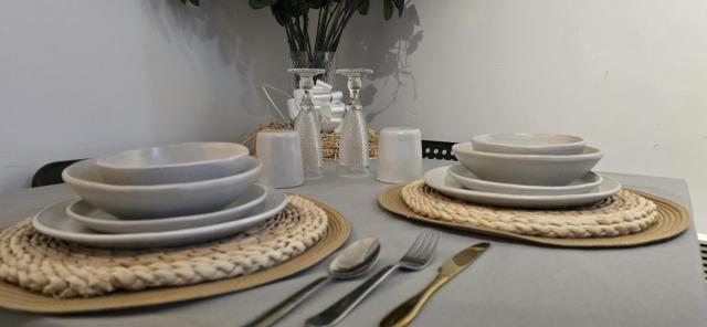 Stilish Broadway Apartment