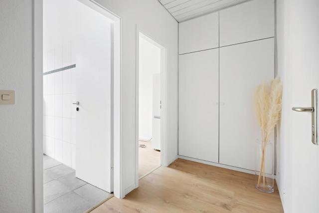 Modern Apartment by Stadtwald, 10 Min to Messe