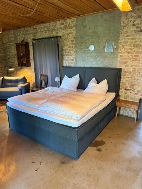 Distilled Calm Private Retreat mit Sauna und Verkostung