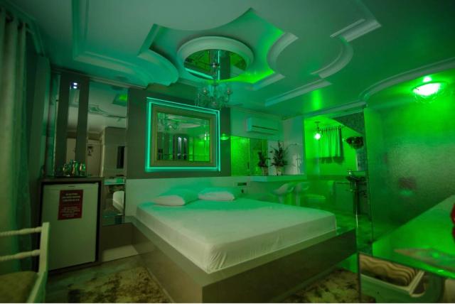 Golden Motel Diária suítes amplas, conforto premium e total privacidade