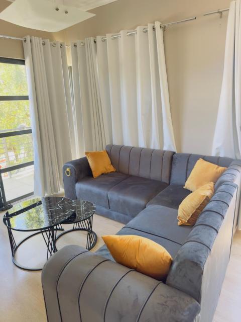 Nosu Stunning 2bed Apartment