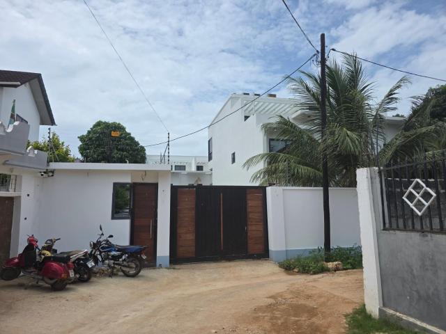 Azuri Sunset Villas