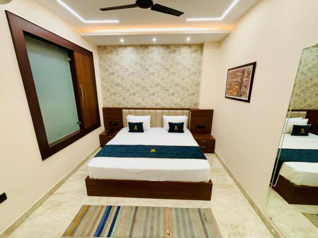 Goel Villa and Hotel