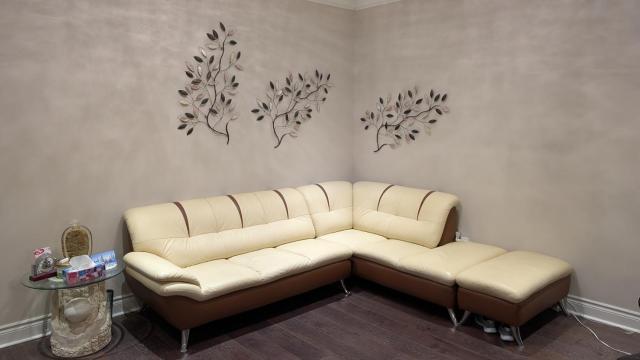 Bright Room available July 1 minimum 30 nights