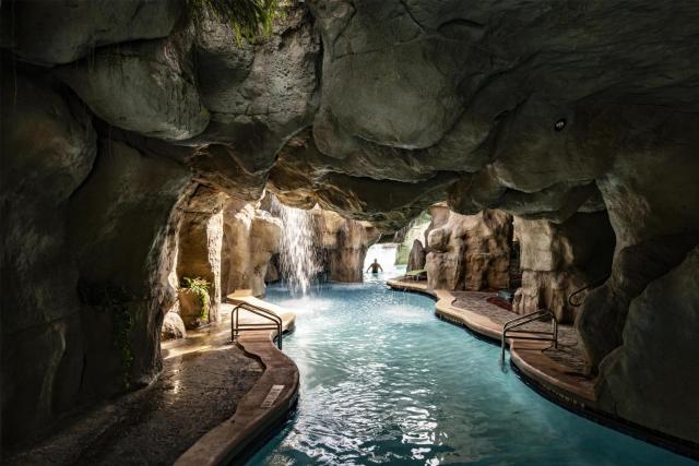 Hyatt Regency Grand Cypress Resort - Free Shuttle to Theme Parks!