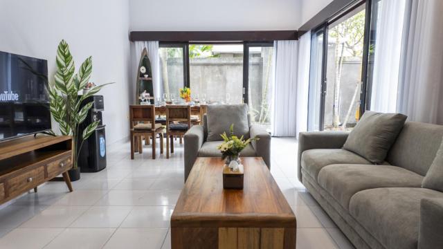 3BR Private Pool Villa in Central Seminyak - Walk to Cafés & Shops