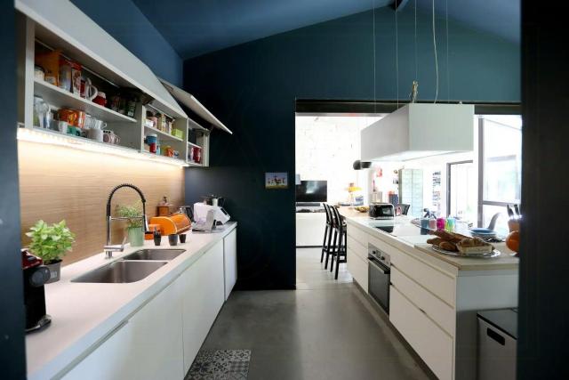 Superb Contemporary Villa Near Montpellier
