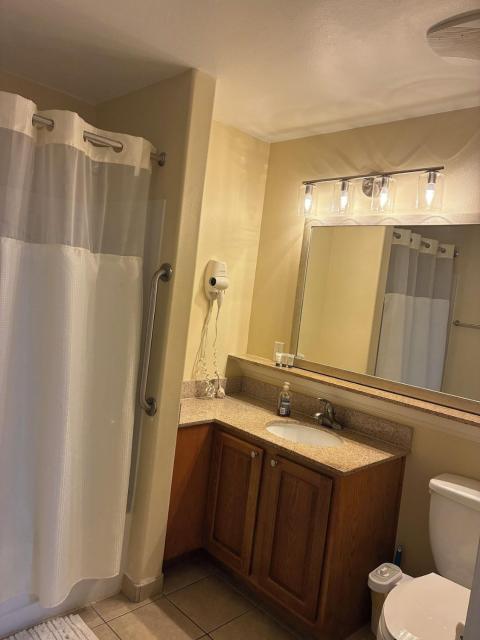 Blue Heron Beach Resort Tower 12 FL 1204 Fully Furnished