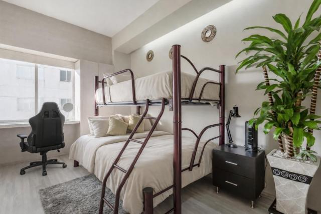 COZY 2BR 2-floor Wi-Fi 500Mbps Air-Conditioning Pool Gym CONDESA