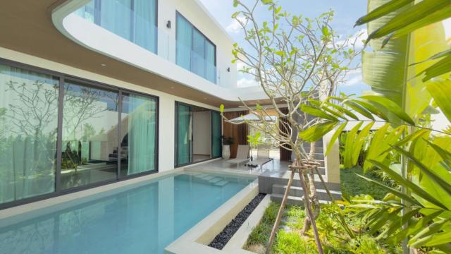 Phuvista Villas Naithon by Escape Villas - Brand New 3 BR Pool Villa - 500m from the beach