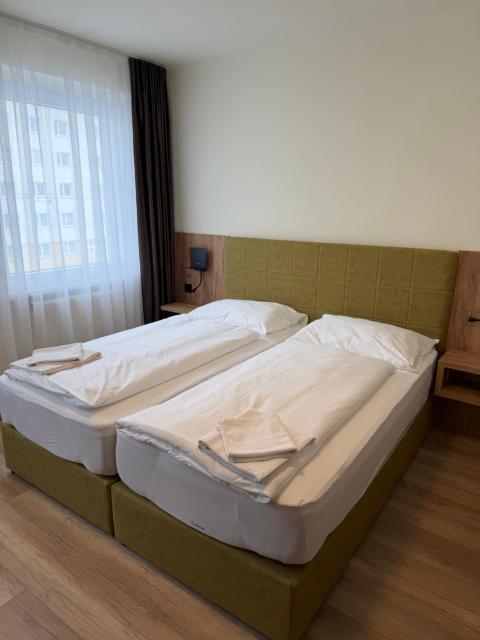 Turm Inn 24H Self Check In By H&H Hotels