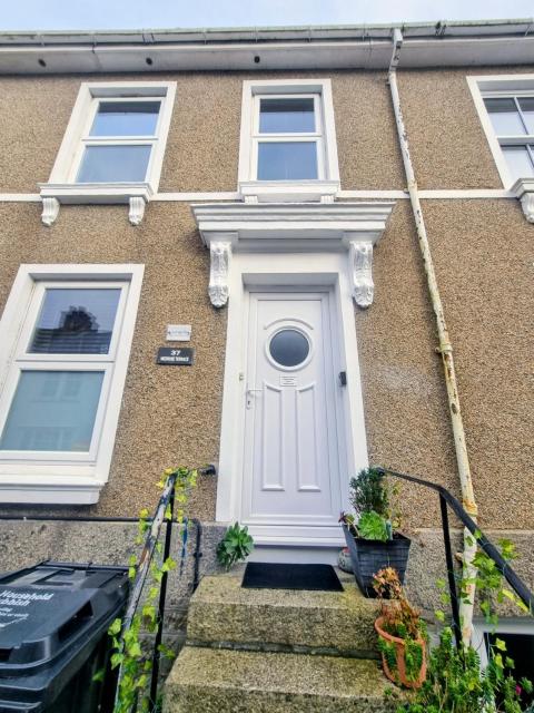 Cosy Penzance Town House