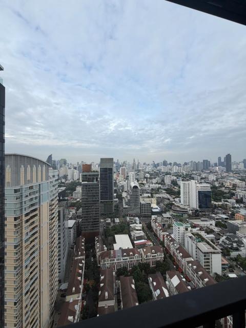 Private Skyrise view on thonglor