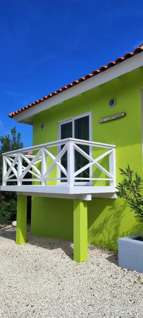 CAS IGUANA - Curacao - Villapark Fontein - Ferienhaus mit Pool