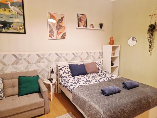 2 Room Home Office-Friendly Apartment