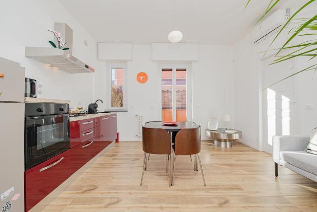 Modern one-bedroom apartment with terrace - Naviglio Martesana