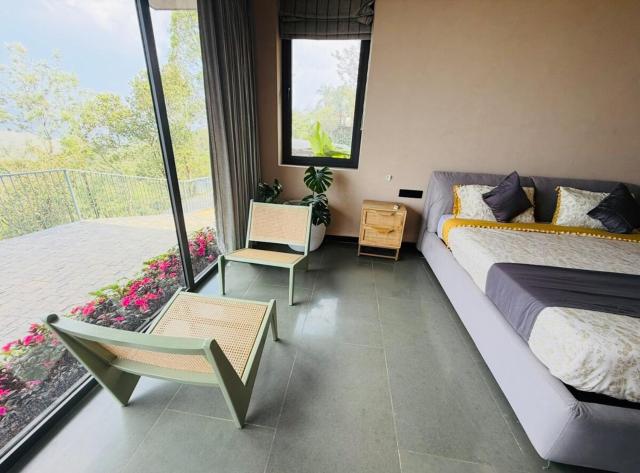 Soul - A boutique resort with 4 bed rooms ,lounge ,Infinity pool and in house Restaurant