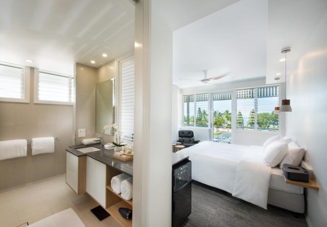 Heart Hotel and Gallery Whitsundays