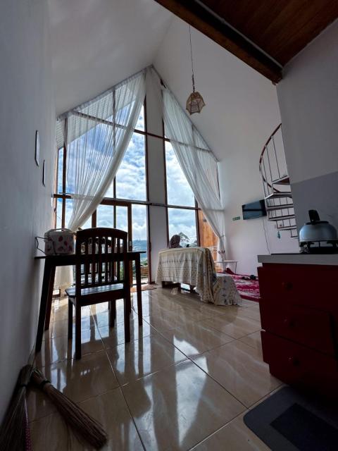 Pijar Jingga Cabin