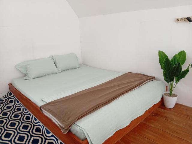 Pijar Jingga Cabin