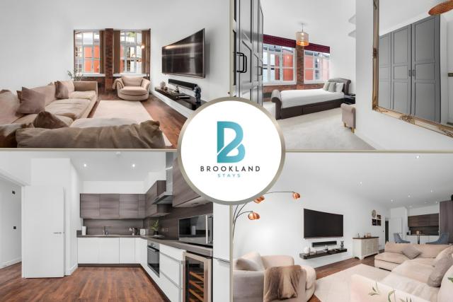 Two Bedroom Apartment by Brookland Stays Serviced Accommodation Short Lets Manchester with Free WiFi