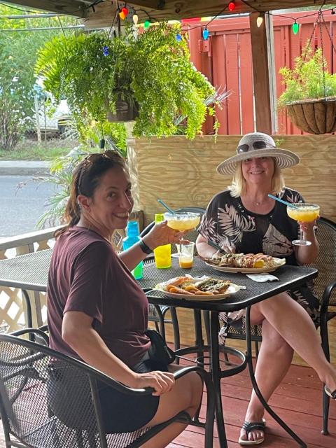 Naniqui Cottage - Only Adults -Parking Golf Car Only-No Electric Bikes
