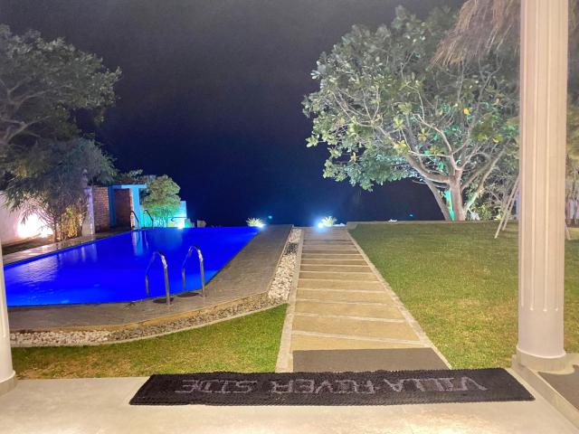 Villa Riverside