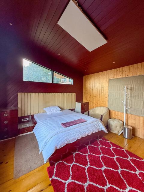 Modern 2 bedroom Cabin