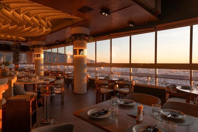 The HostMaster Skyline Tower View Suite