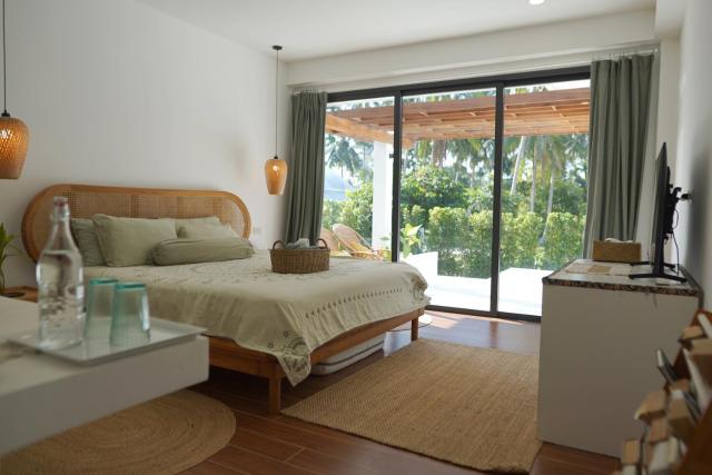 Quiet & Cozy 2bd villa with swimming pool