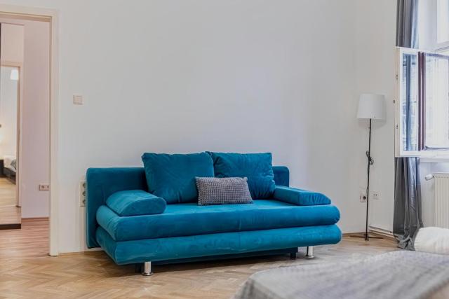 Comfortable 2BR Apartment Near Burggasse