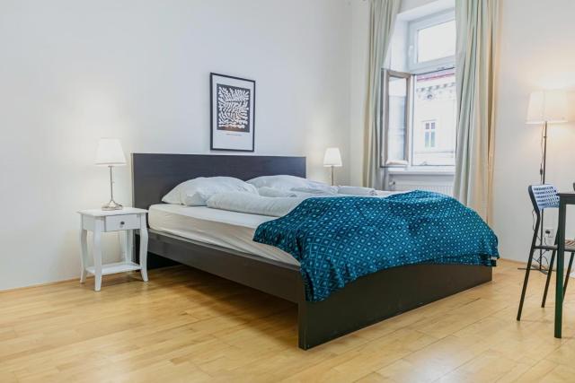Spacious & Elegant 2BR Apartment Near Wiener Stadthalle