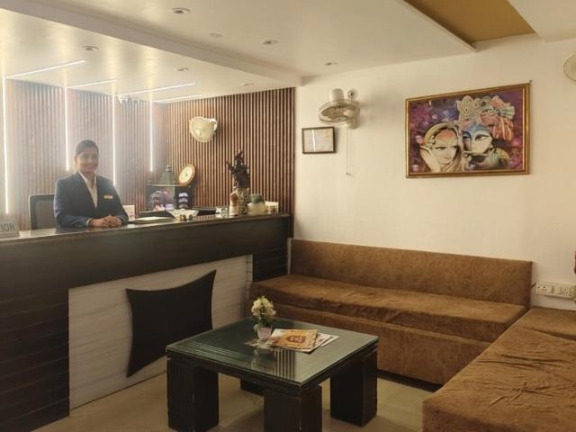 Hotel Ravi Palace Agra