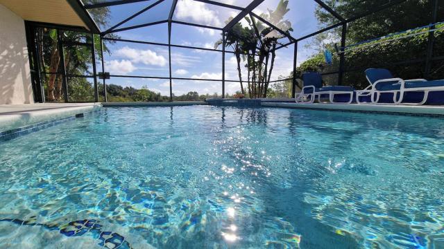 20 mins Disney, Private Heated Pool & Spa, Games Room, Spacious, Good for Groups