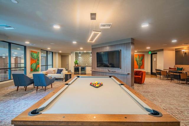 TPC Golf Escape Near Kierland Pool Gym
