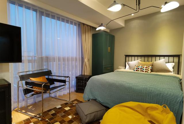 The Lanze Premium Furnished Apt 50 Meters from Metro Line 8 Steps from Fudan University