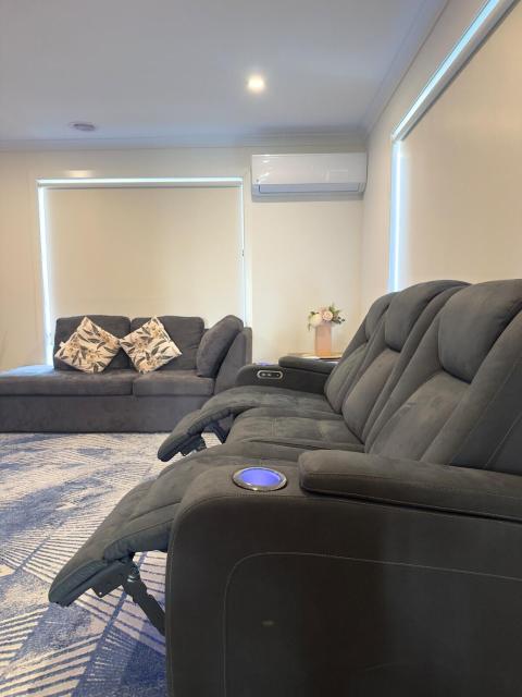 3-Bedroom Modern Home in Clyde North