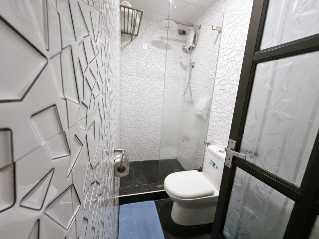 Spacious & Cozy 1-Bedroom, Sleeps 2-4