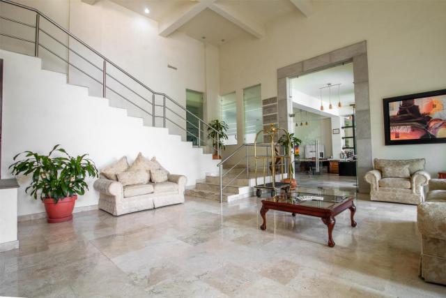 Hecthorny San Carlos Tequisquiapan, BW Signature Collection
