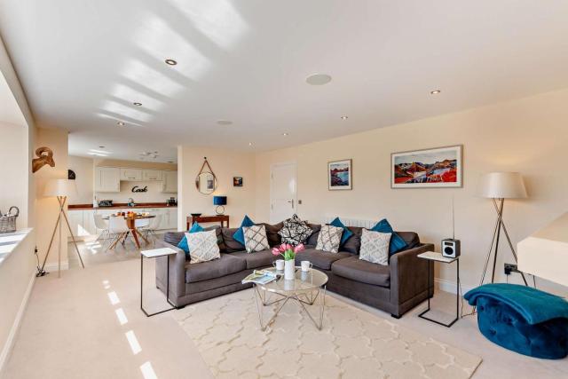2 Bed in Windermere oc-m31843