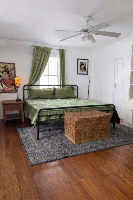 1900s Home in Historic DT Round Rock