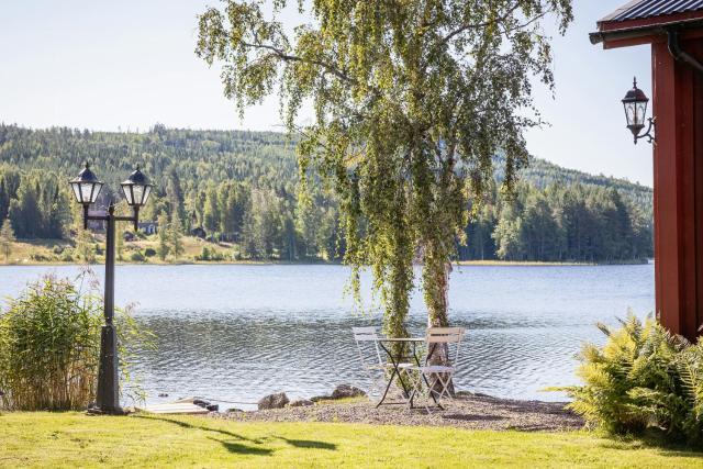 Rural House With Panoramic View Over Lake Hansa