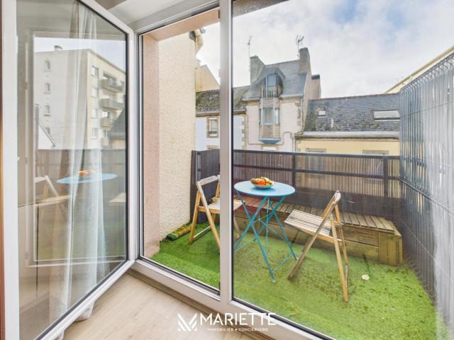 -PEARL- Duplex avec balcon en bord de mer